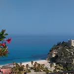 Vittoria 4*