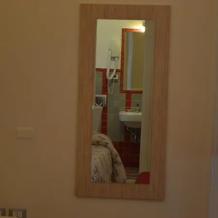 Vittoria 3*